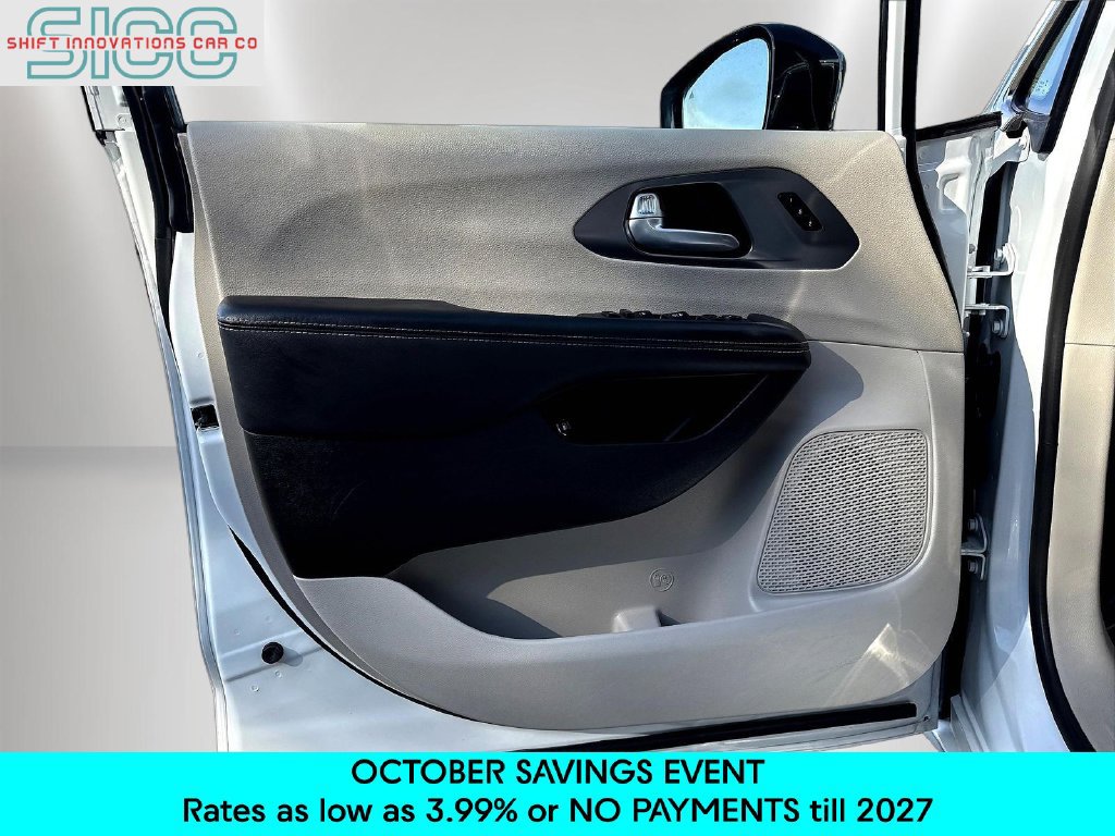 Used 2024 Chrysler Pacifica Limited FWD image 22
