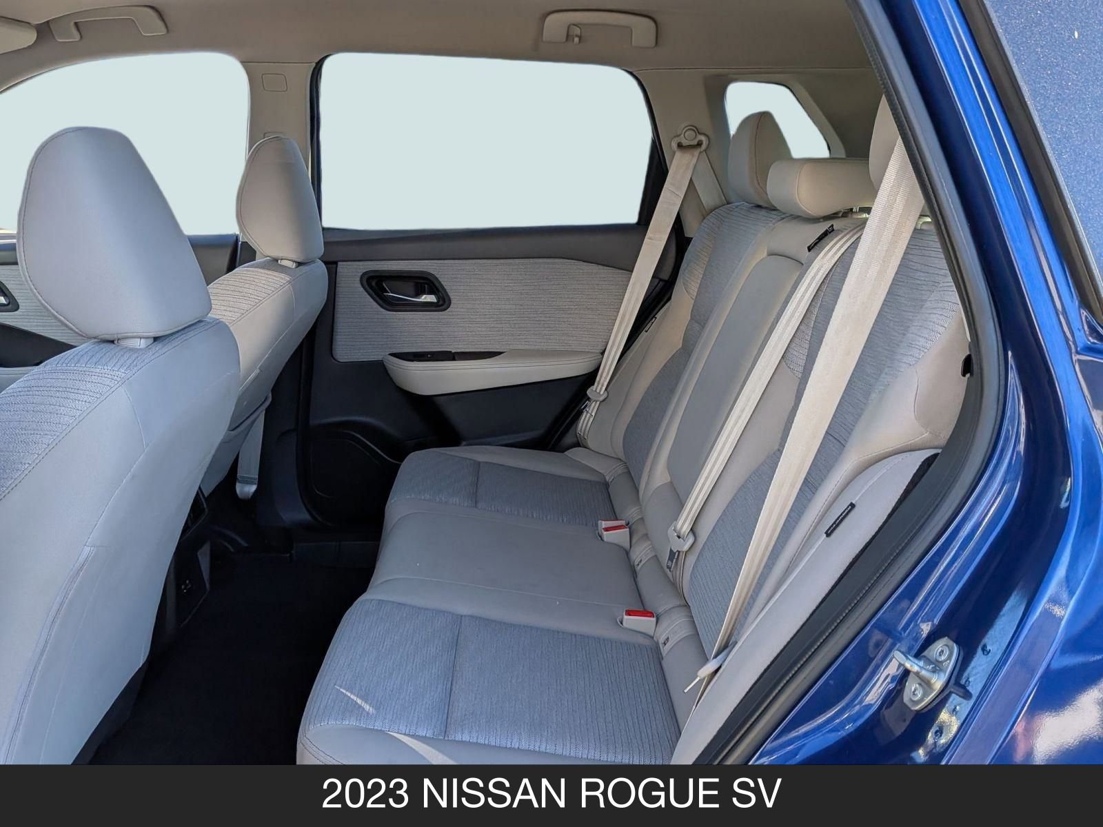 Used 2023 Nissan Rogue SV image 17