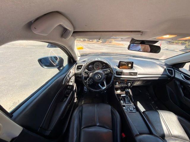 Used 2017 MAZDA MAZDA3 Touring FWD image 7