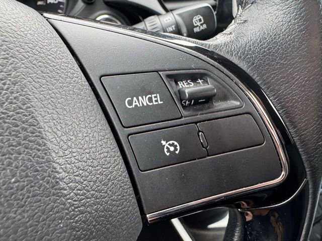 Used 2018 Mitsubishi Outlander SE image 26