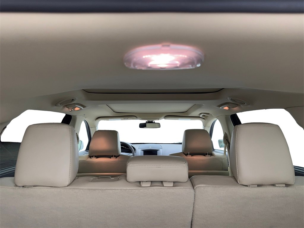 Used 2019 Lincoln MKT AWD image 74