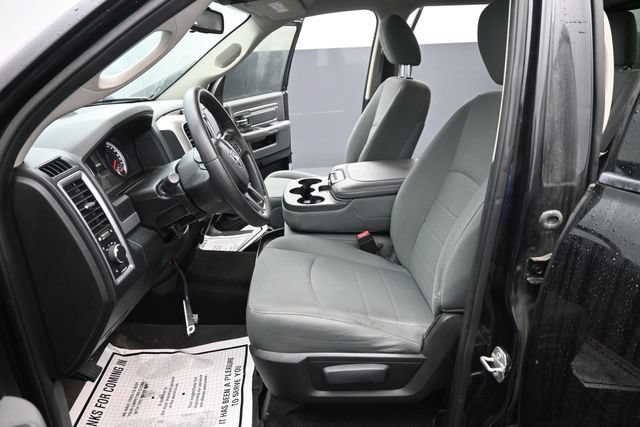 Used 2016 RAM 1500 Classic SLT AWD/4WD image 11