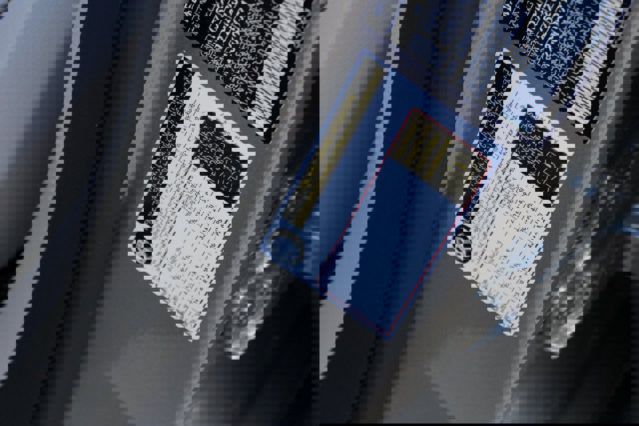 Used 2022 Mercedes-Benz GLC 300 w/ Premium Package Lite image 29