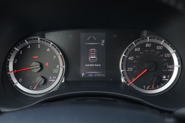 Used 2022 Toyota Highlander LE image 19