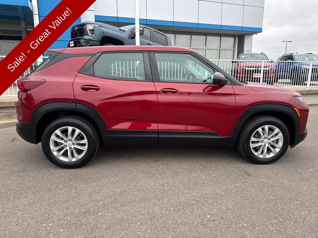 Used 2021 Chevrolet TrailBlazer LS AWD/4WD image 6