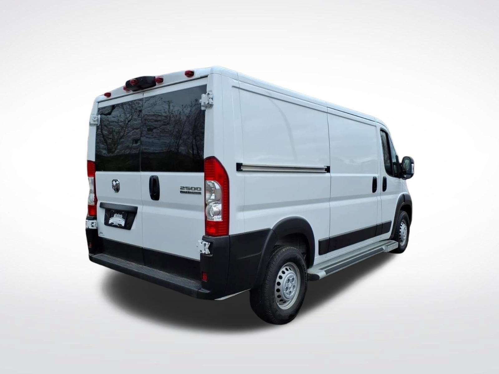 Used 2025 RAM ProMaster 2500 w/ U-Haul Equipment Group FWD image 5