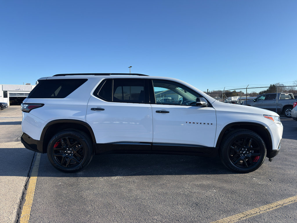 Used 2020 Chevrolet Traverse Premier w/ Redline Edition image 4