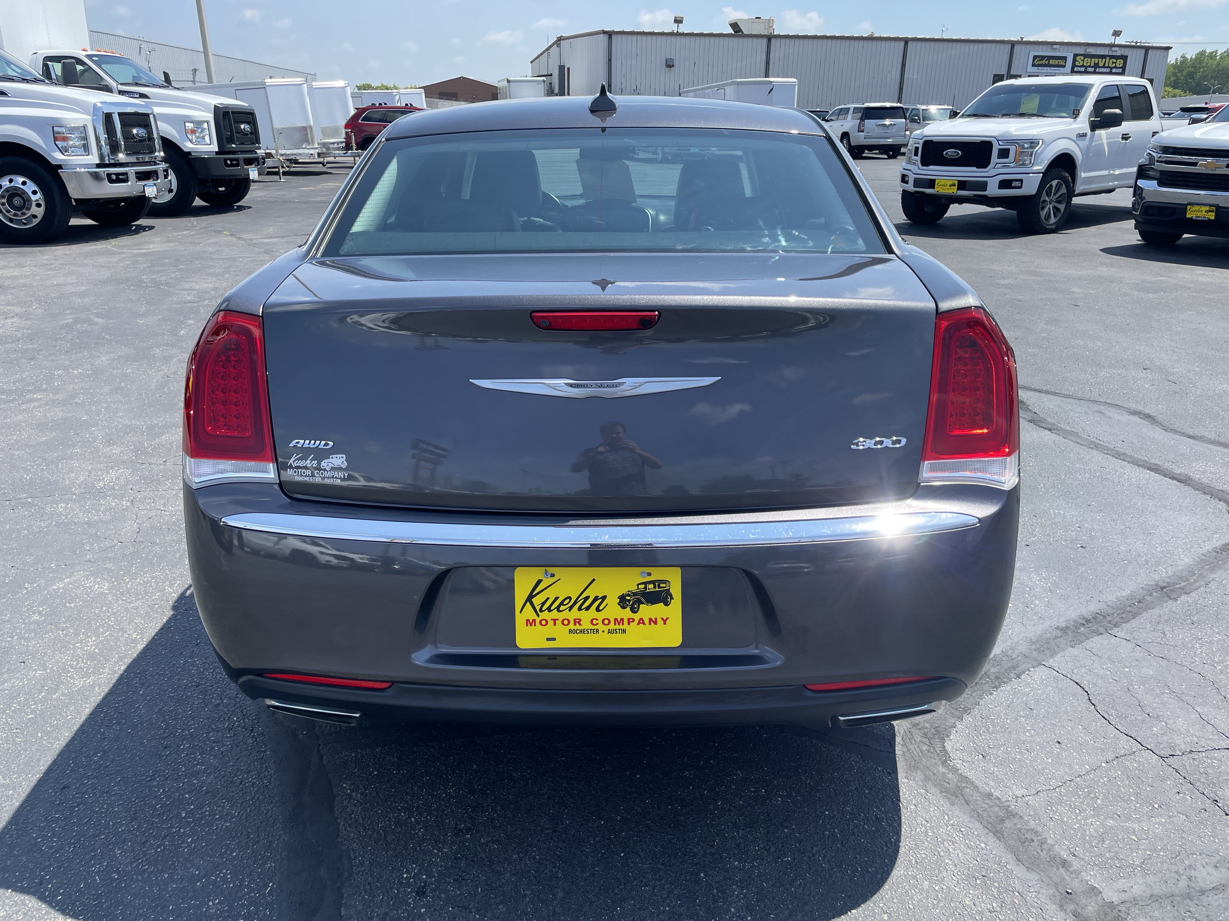 Used 2015 Chrysler 300 Limited AWD/4WD image 7