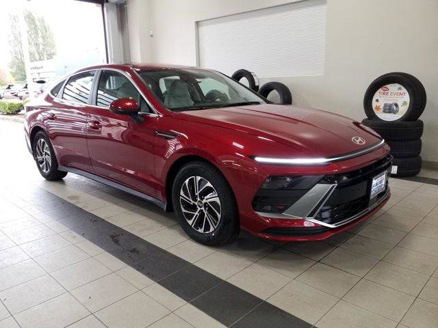 New 2026 Hyundai Sonata Blue