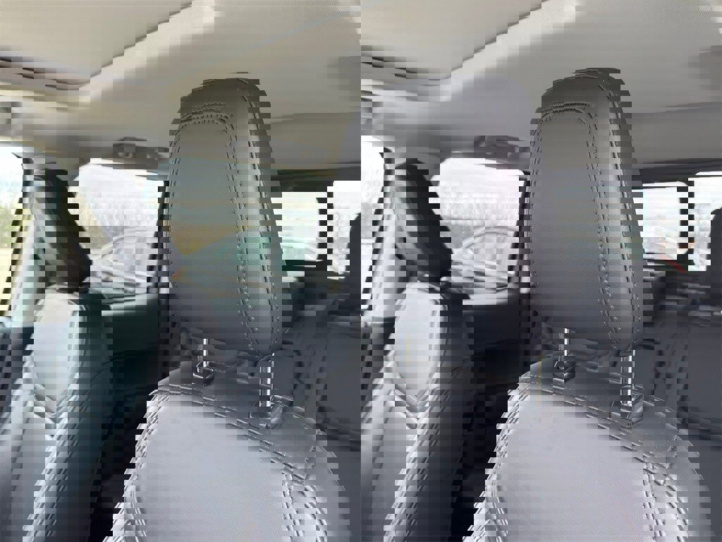 Used 2024 Ford Maverick Lariat w/ Black Appearance Package image 13