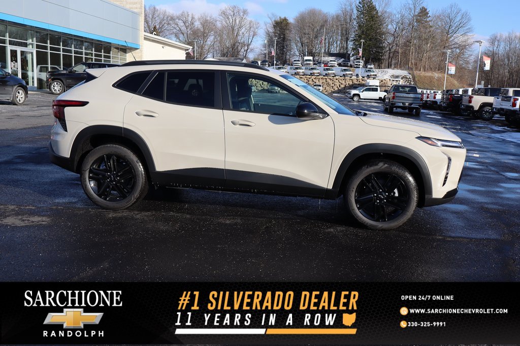 New 2026 Chevrolet Trax ACTIV w/ Sunroof Package