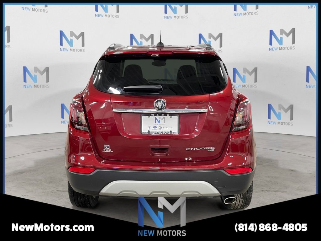 Used 2022 Buick Encore Preferred w/ Safety Package image 4