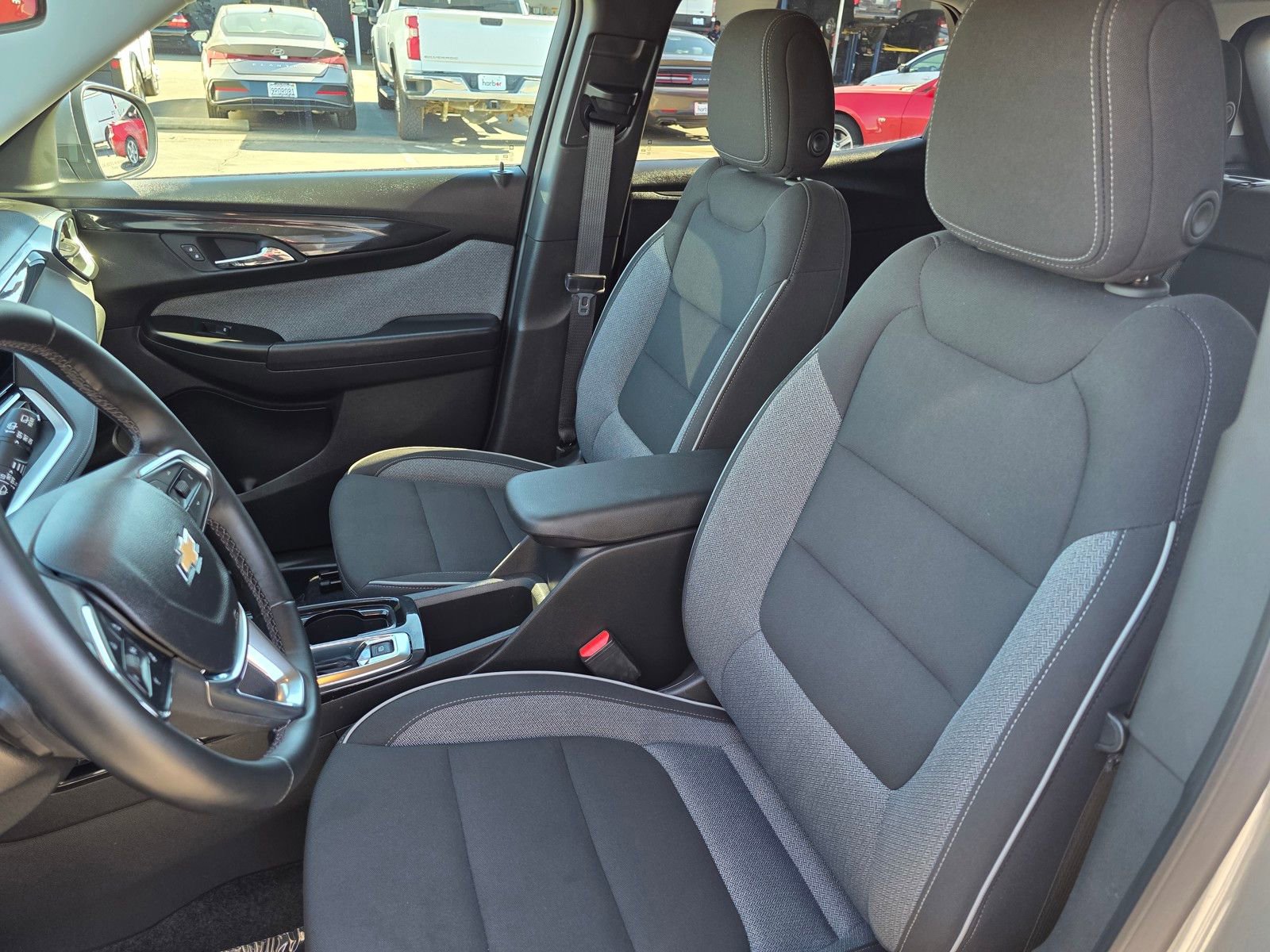 Used 2024 Chevrolet TrailBlazer LT w/ Convenience Package image 4