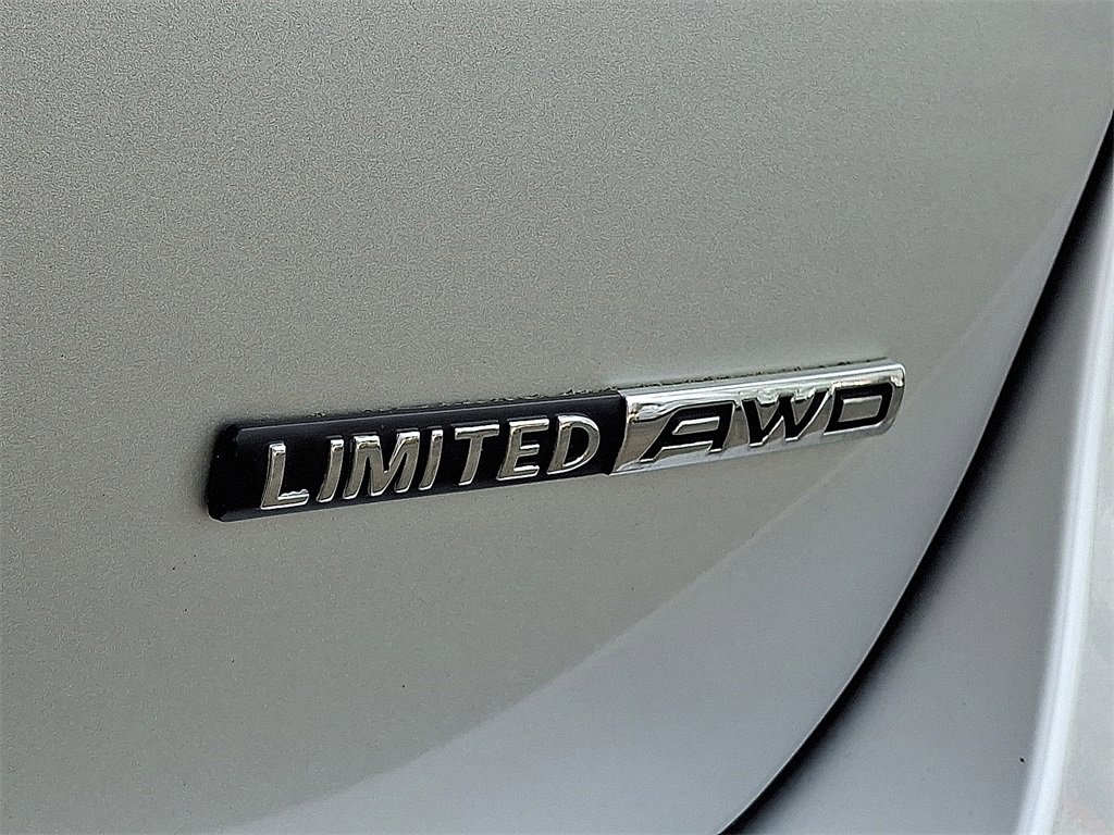 Used 2012 Hyundai Santa Fe Limited image 30