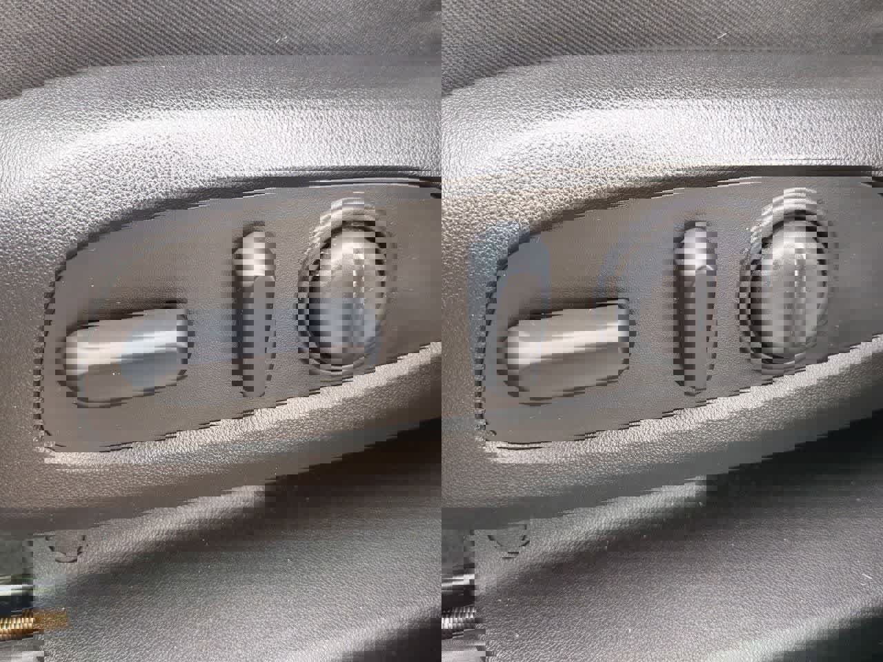 Used 2019 Chevrolet Traverse LT w/ LPO, Floor Liner Package AWD/4WD image 16