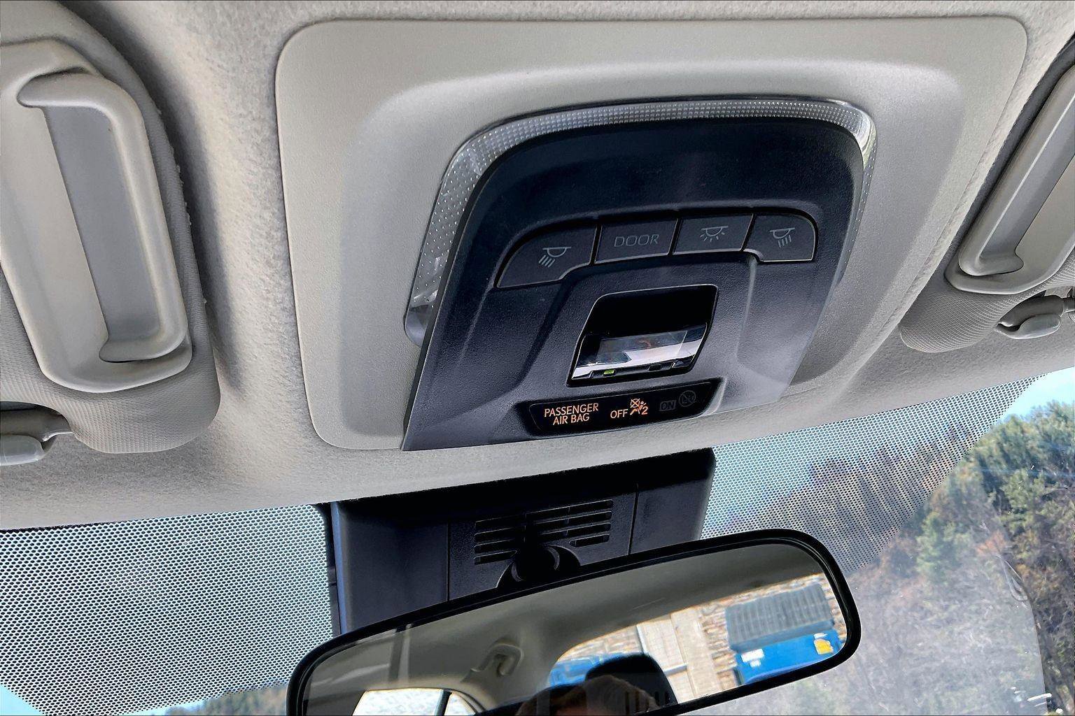 Used 2024 Toyota Corolla LE FWD image 32