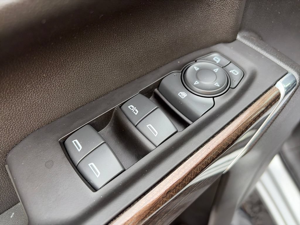 Used 2022 Chevrolet Silverado 1500 LT Trail Boss w/ Bed Protection Package AWD/4WD image 17