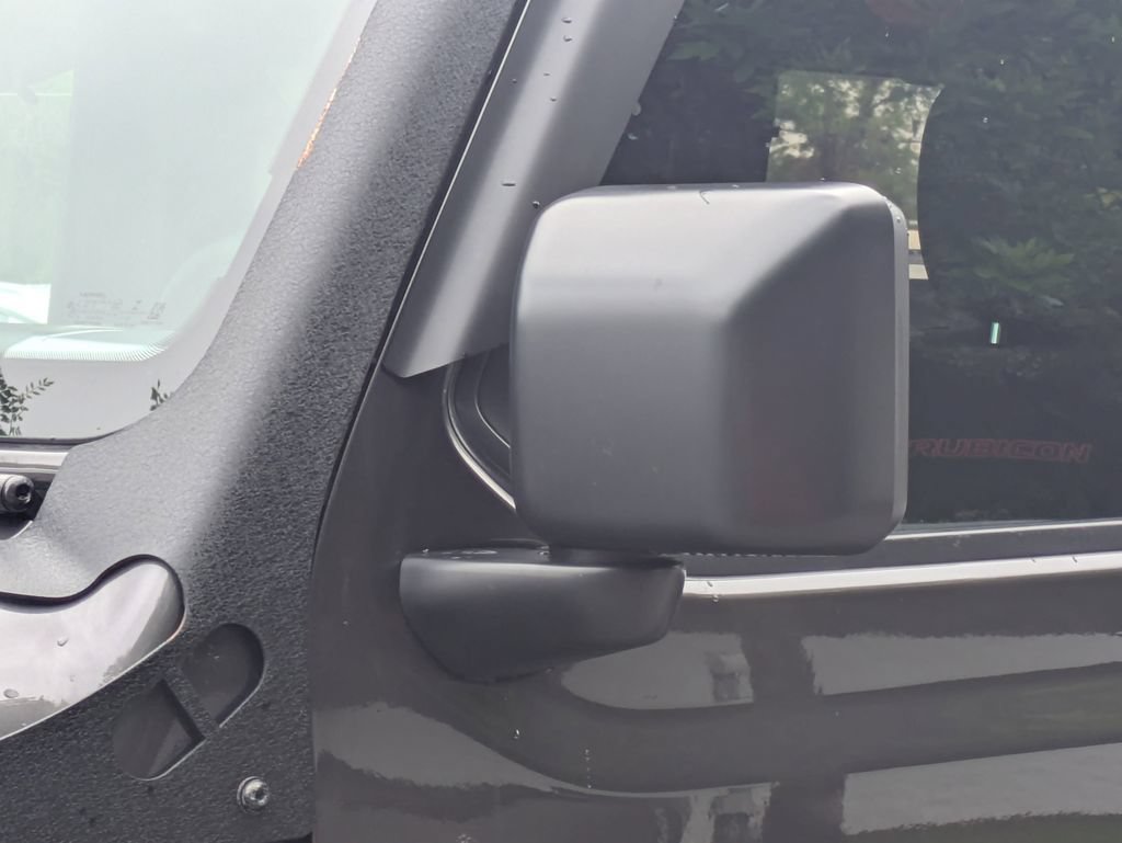 Used 2021 Jeep Wrangler Unlimited Rubicon AWD/4WD image 12