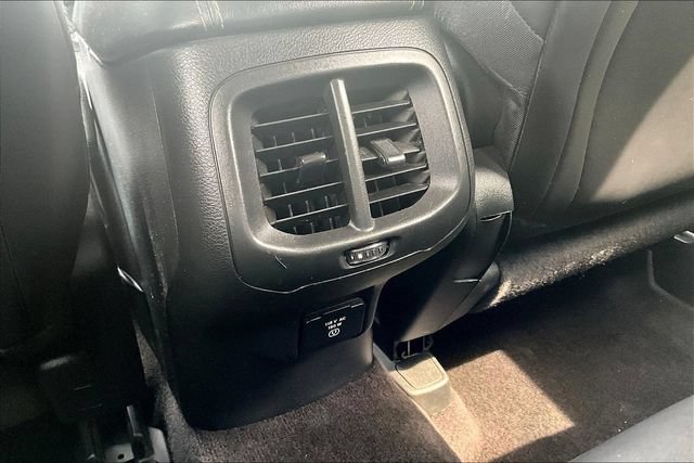 Used 2017 Jeep Cherokee Limited AWD/4WD image 10