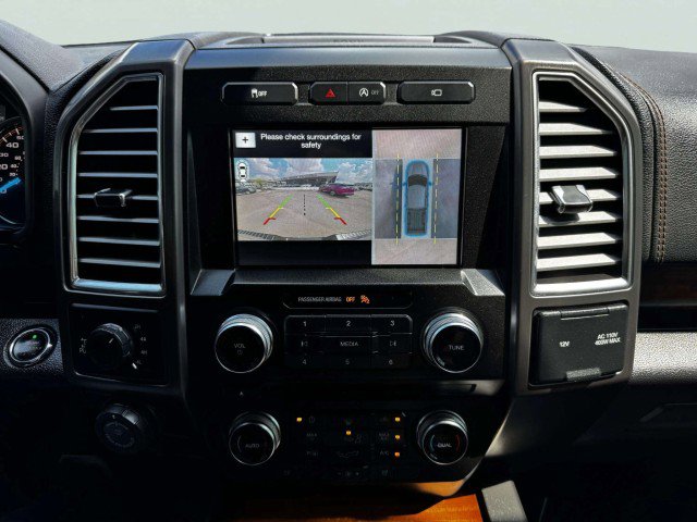 Used 2017 Ford F150 Limited image 31