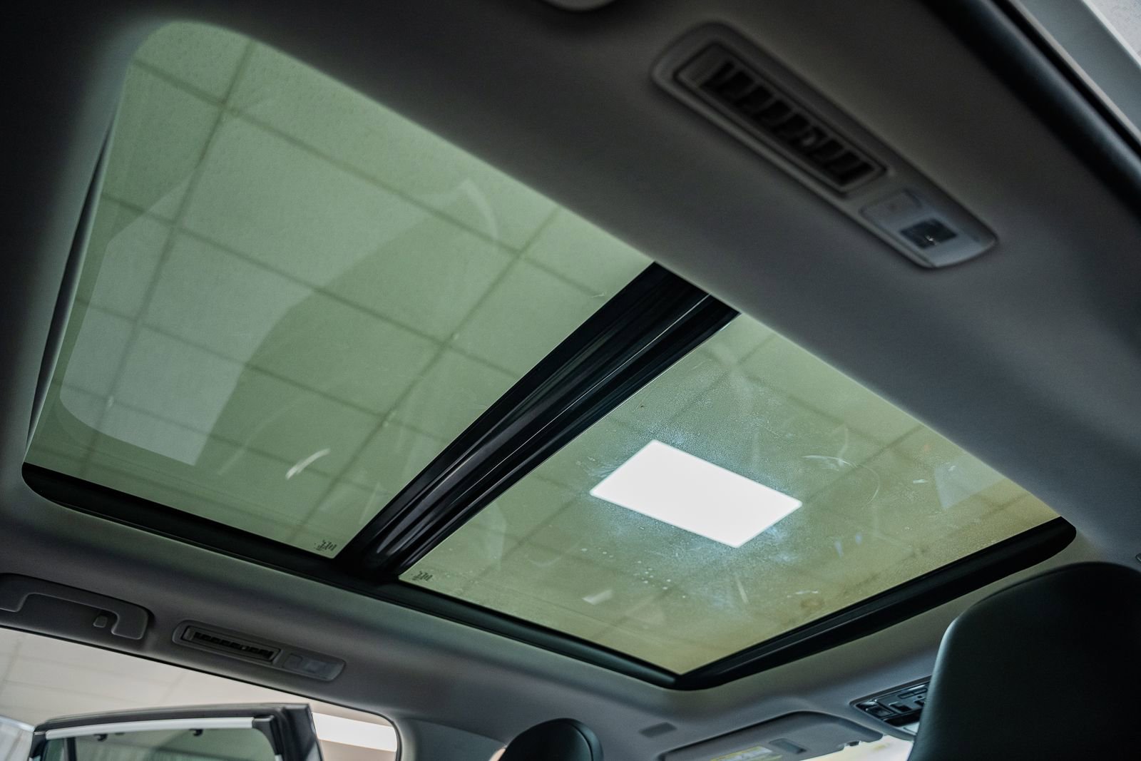 Used 2024 Toyota Grand Highlander XLE image 38