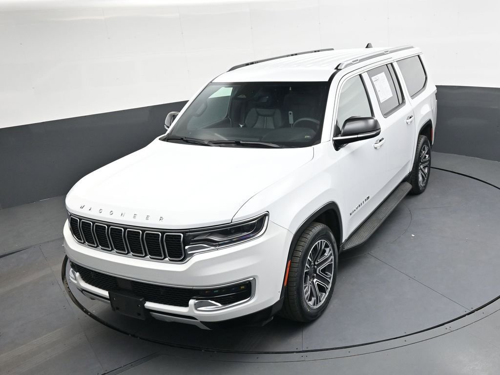 Used 2024 Jeep Wagoneer L Series II w/ Flexible Seating Group image 31