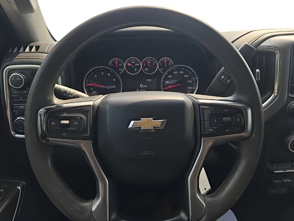 Used 2020 Chevrolet Silverado 2500 LT w/ Z71 Off-Road Package AWD/4WD image 9