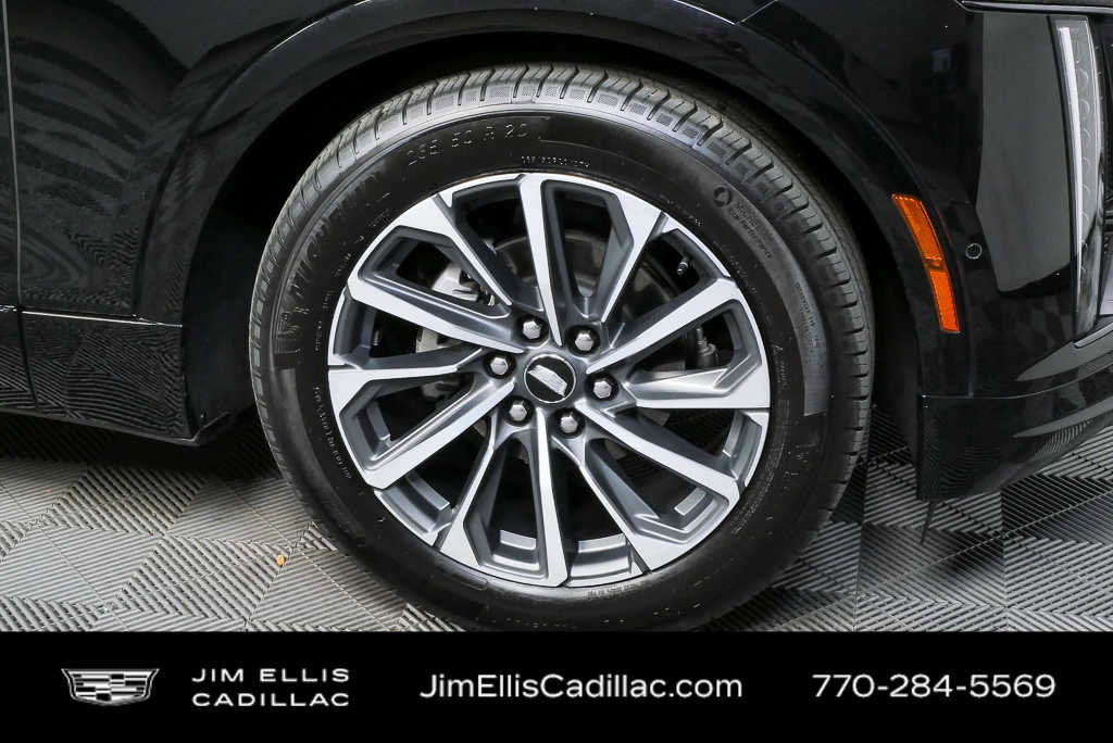 Used 2024 Cadillac Lyriq Sport image 38