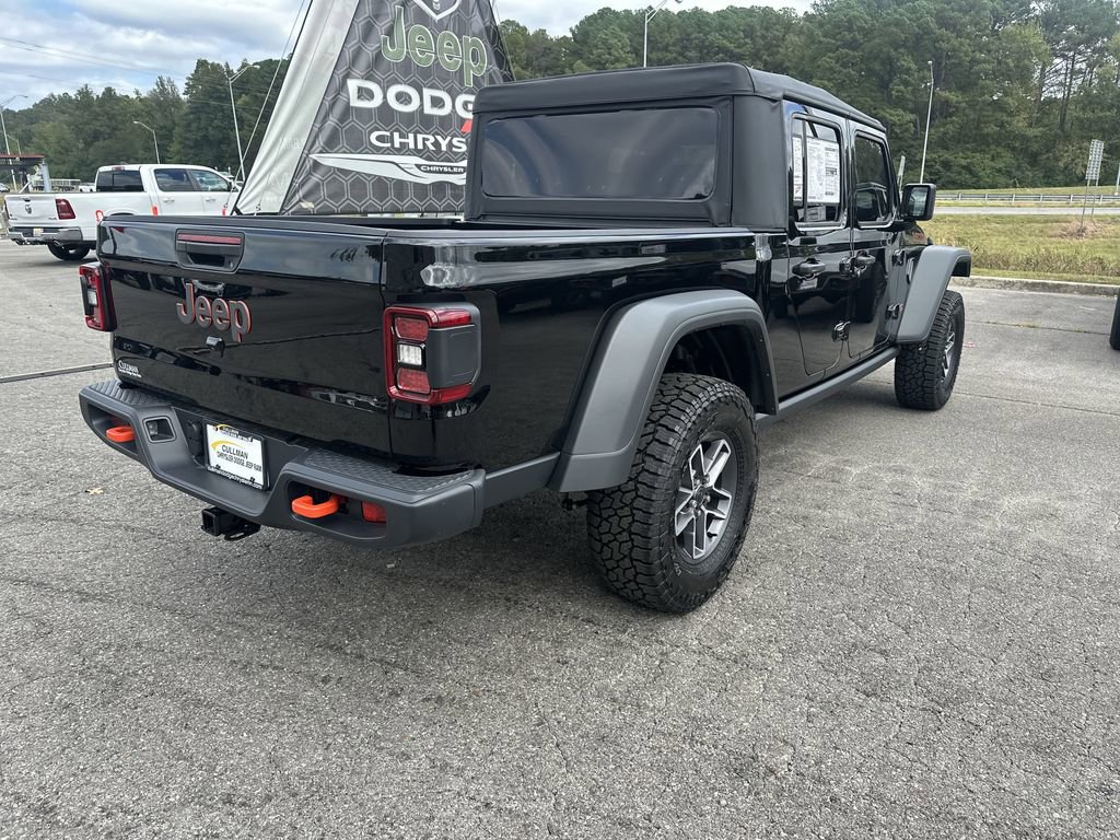 New 2025 Jeep Gladiator Mojave image 3