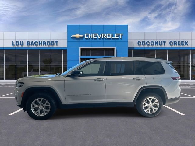 Used 2023 Jeep Grand Cherokee L Limited RWD image 5