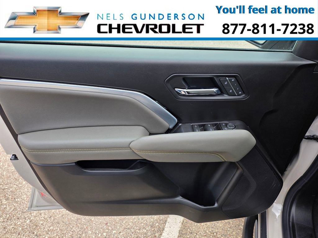 New 2026 Chevrolet Colorado ZR2 w/ Technology Package AWD/4WD image 16