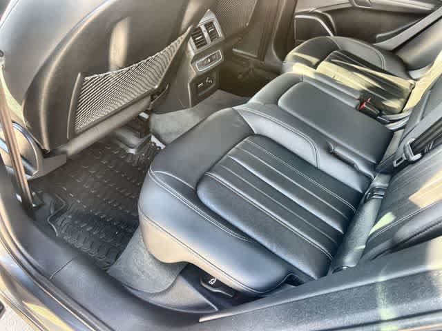 Used 2022 Audi Q5 2.0T Premium Plus w/ Premium Plus Package AWD/4WD image 33