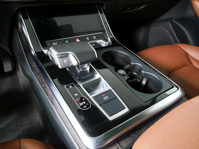 Used 2022 Audi Q8 Premium AWD/4WD image 18