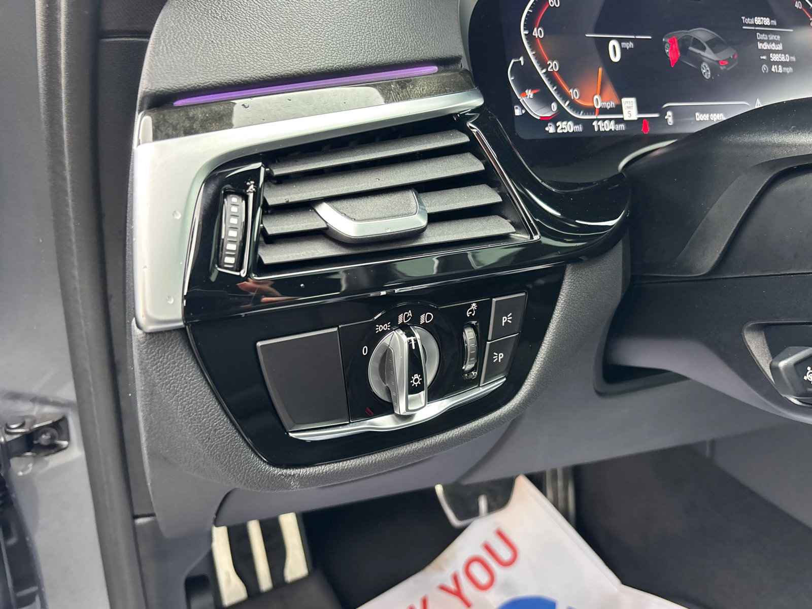 Used 2023 BMW 540i xDrive w/ M Sport Package image 14