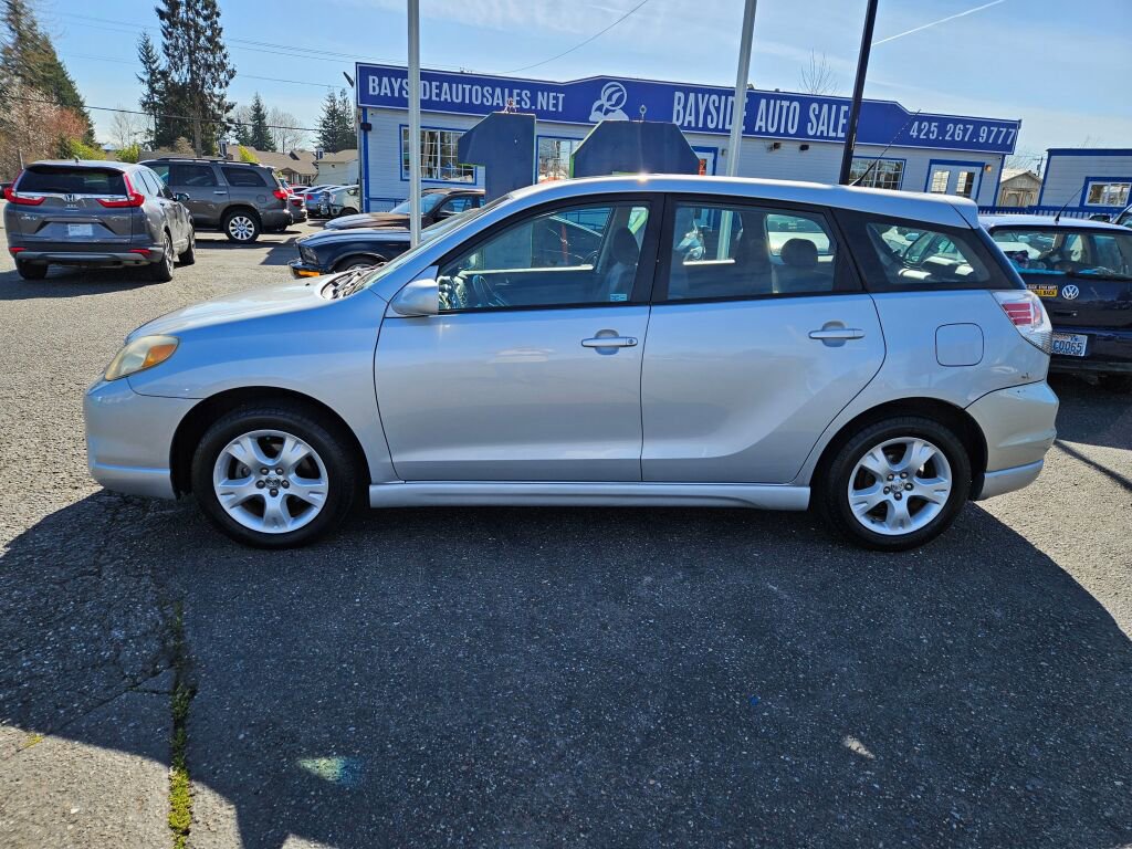 Used 2006 Toyota Matrix XR image 2
