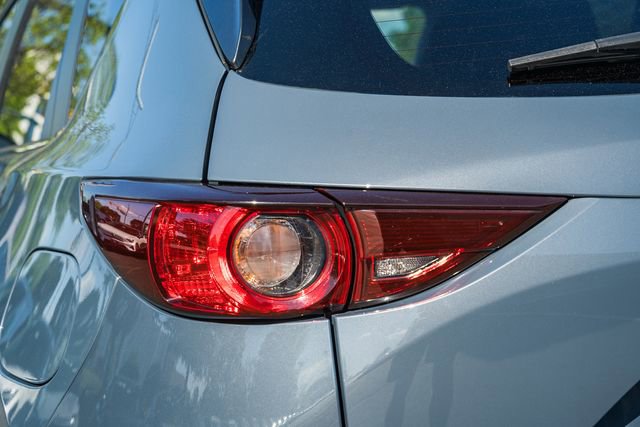 Used 2021 MAZDA CX-5 Carbon Edition image 7