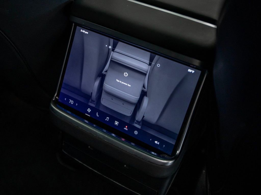 Used 2024 Tesla Model X image 32