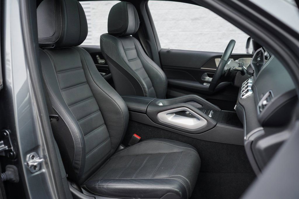 Used 2023 Mercedes-Benz GLS 450 4MATIC image 26