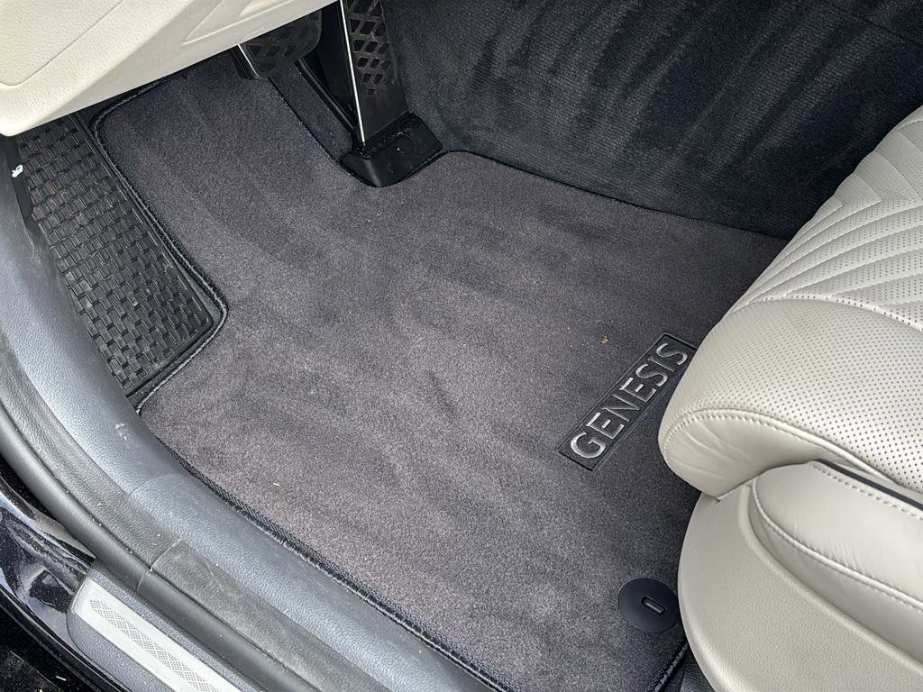 Certified 2023 Genesis G80 3.5T Sport image 18