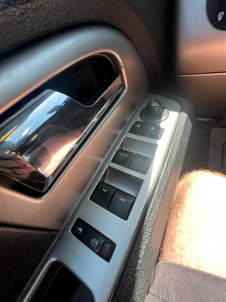 Used 2017 Ford Expedition XLT w/ Equipment Group 201A image 23