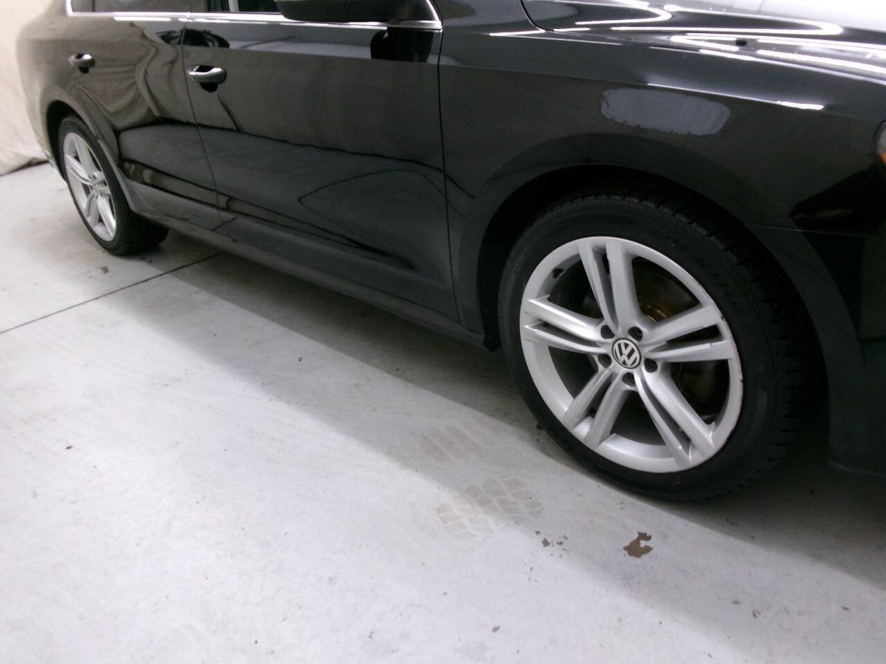 Used 2014 Volkswagen Passat 2.5 SE FWD image 11