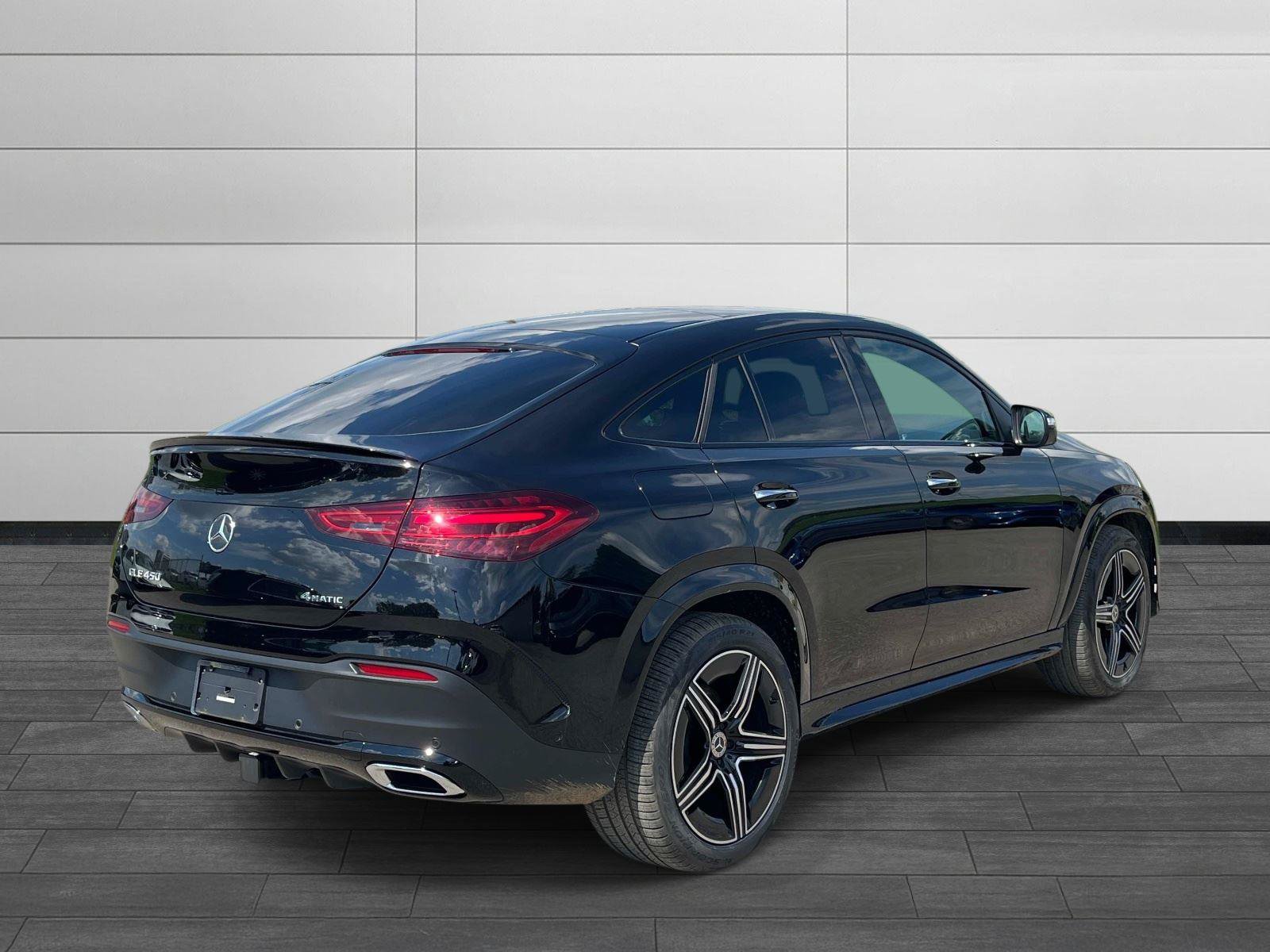 Used 2025 Mercedes-Benz GLE 450 4MATIC Coupe image 3