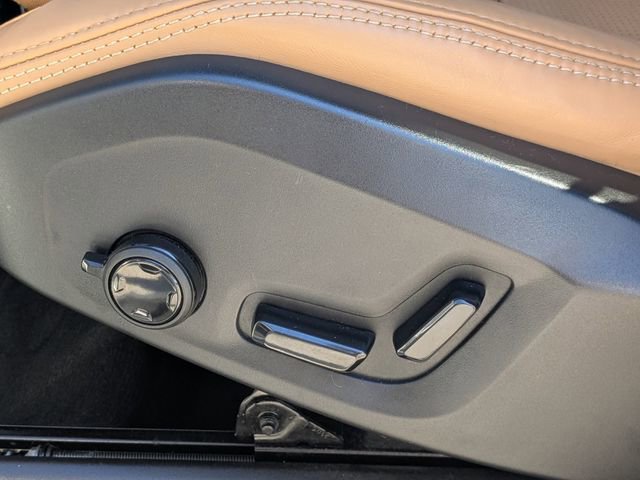 Used 2023 Volvo XC90 B6 Ultimate w/ Protection Package Premier image 26