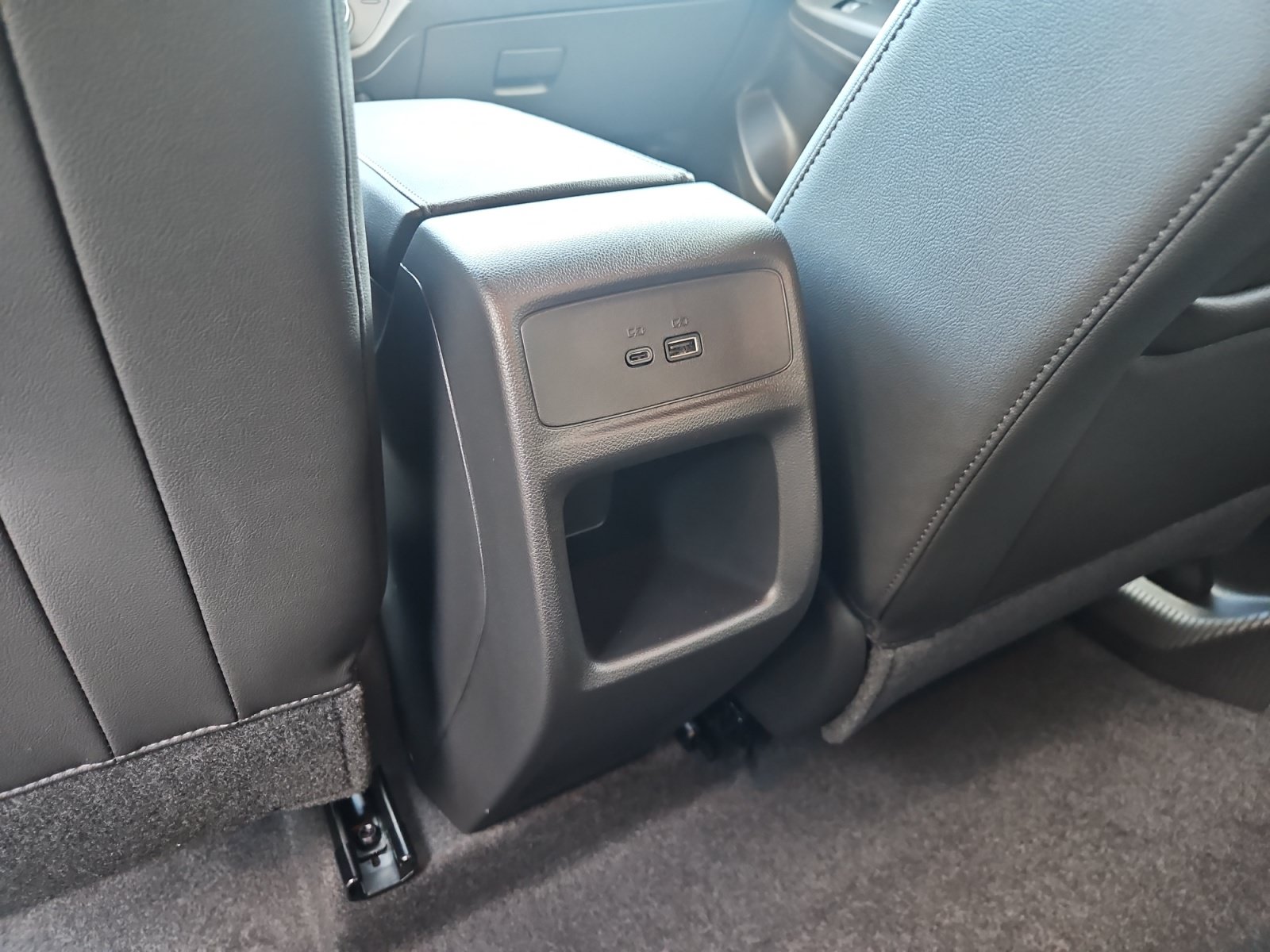Used 2025 Buick Envista Preferred w/ Convenience I Package FWD image 13