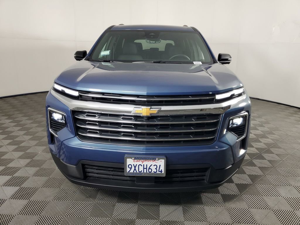 Used 2026 Chevrolet Traverse LT w/ Driver Confidence Package image 9