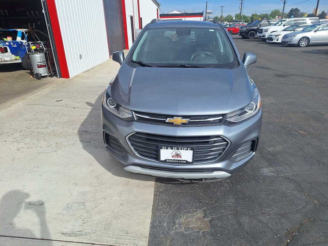 Used 2019 Chevrolet Trax LT w/ LT Convenience Package AWD/4WD image 11