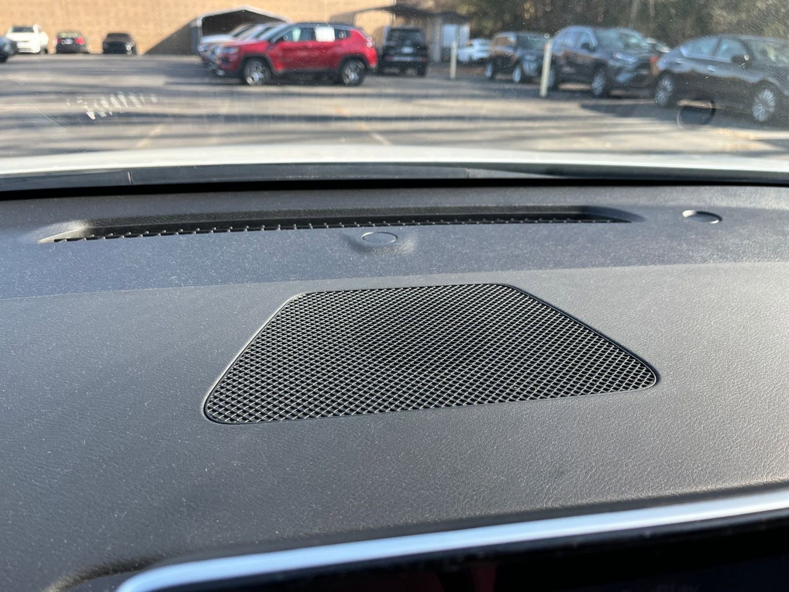 Used 2025 Nissan Altima 2.5 SV image 18