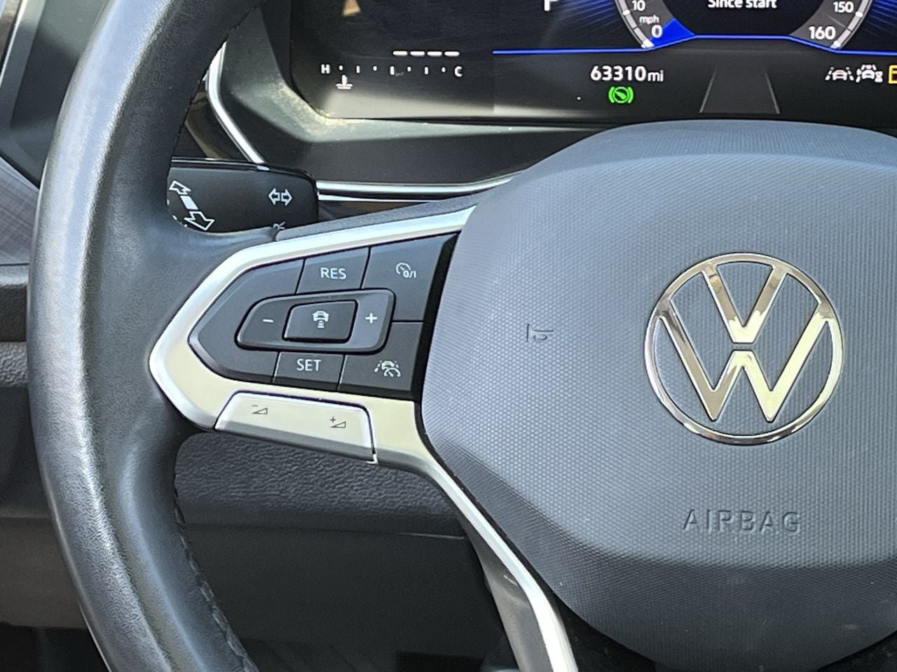 Used 2024 Volkswagen Jetta SE FWD image 12