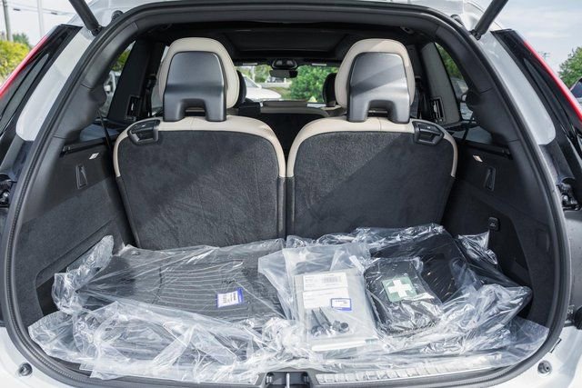 New 2026 Volvo XC90 B6 Ultra w/ Protection Package Premier image 9