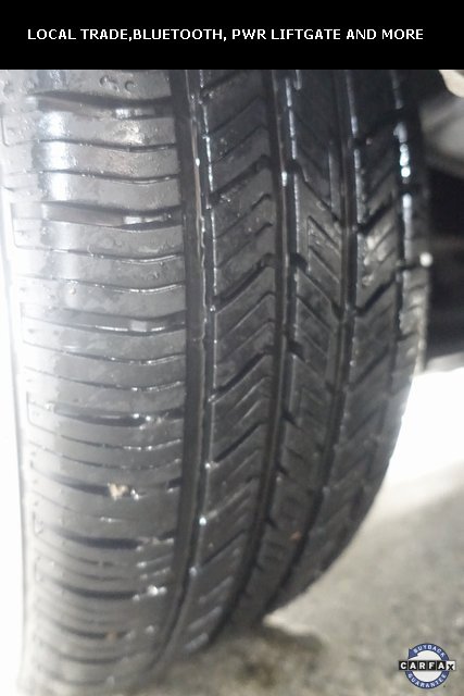 Used 2013 Dodge Grand Caravan SXT w/ Rear Park Assist Pkg image 17